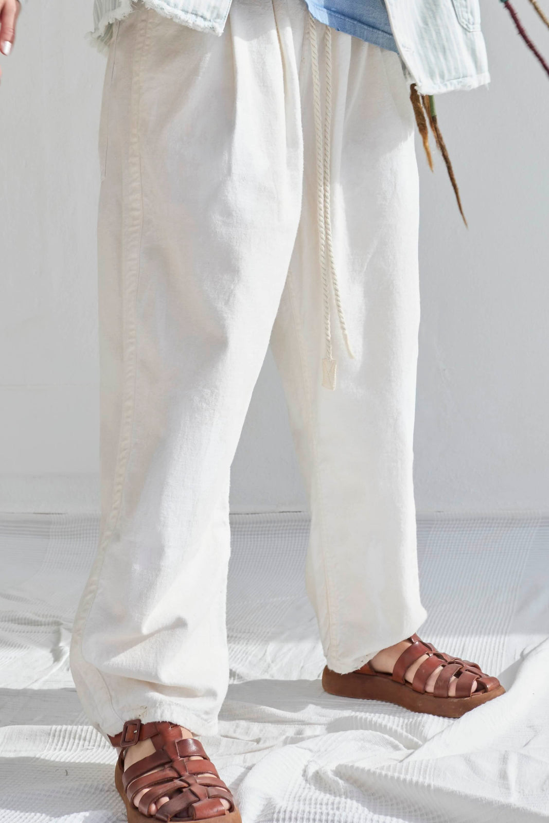 P43 Kyoto 9oz Linen/Organic Cotton Sun Faded-Paint Dye Off White
