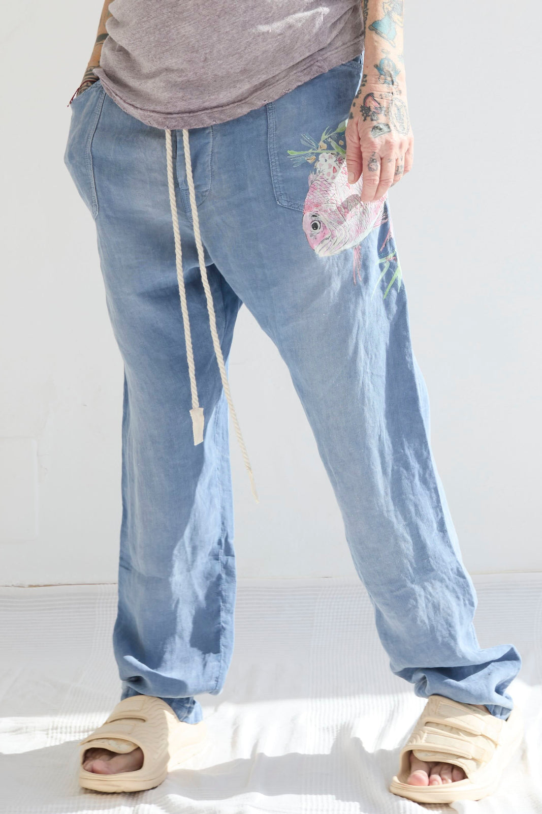 P38 Koi Fish 8oz 100% Hemp Sun Faded Dye Bleu de Travail