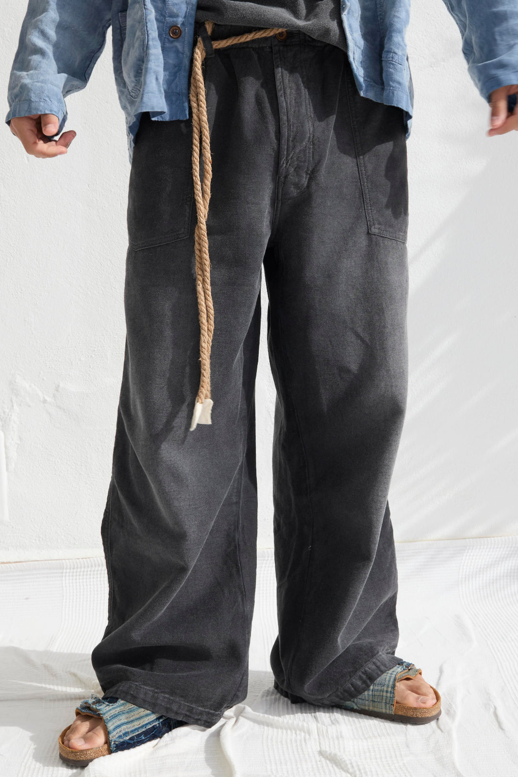 P82 Katmandu 9 oz Linen/Organic Cotton Sunfaded Smoke Black