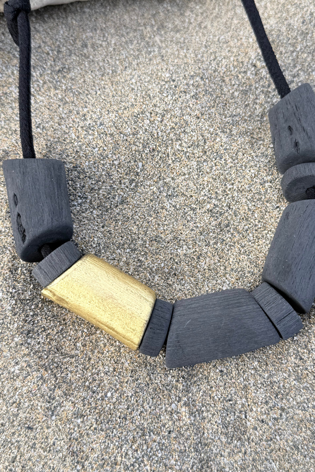 Yayoi-Kyu-Dai Necklace Gold
